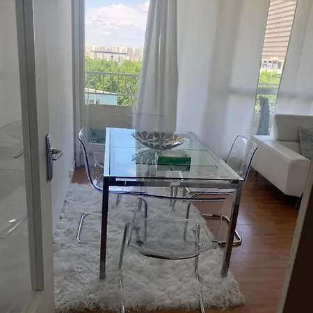 Bamba Lägenhet Nanterre